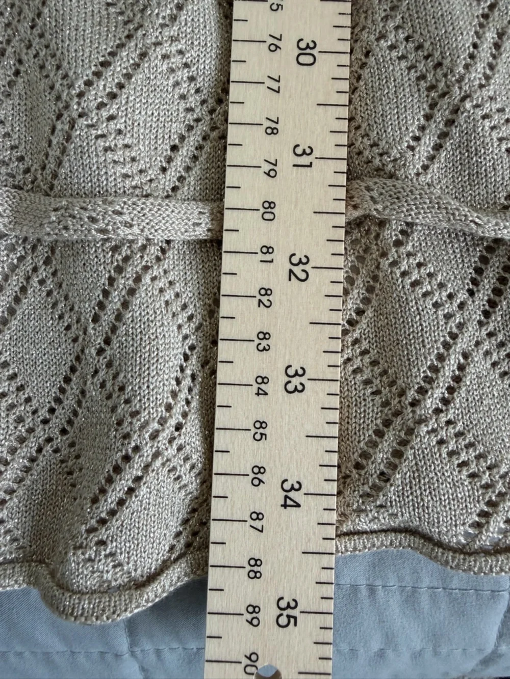 XOXO Neutral Knit V-Neck Dress in Beige Size M - Picture 11 of 11